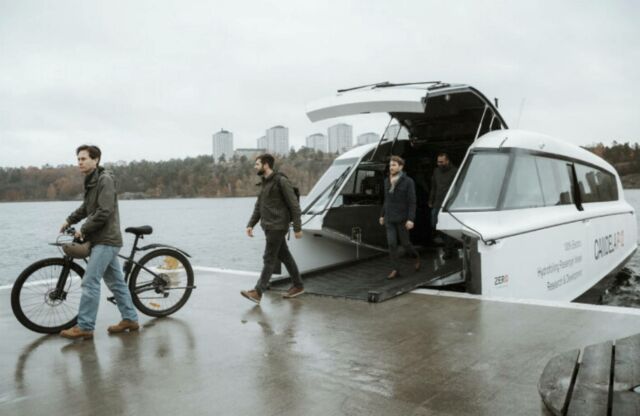 Candela's P-12 electric Hydrofoil Shuttle (2)