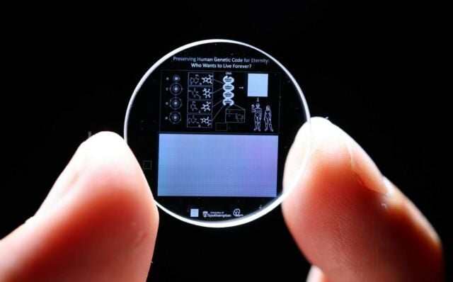 Human Genome stored on a '5D memory crystal'