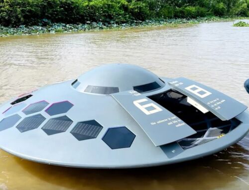 UFO-like speedboat