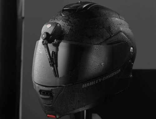 Bikerguard Wiper can be attached to your Motorcycle Helmet