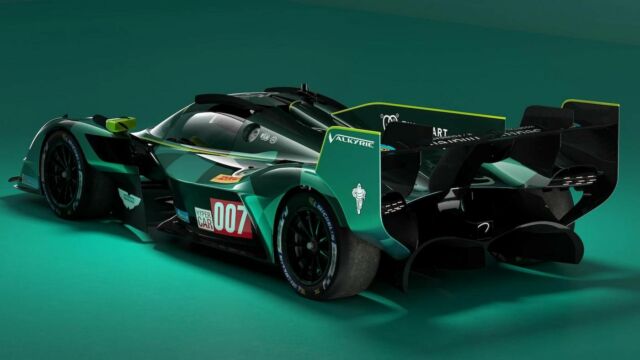 Aston Martin Valkyrie 2025 Hypercar (2)