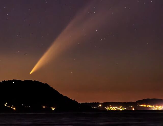 Comet G3 ATLAS over Chile