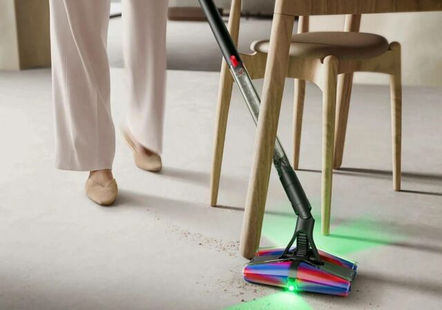 The new Dyson PencilVac Fluffycones (1)