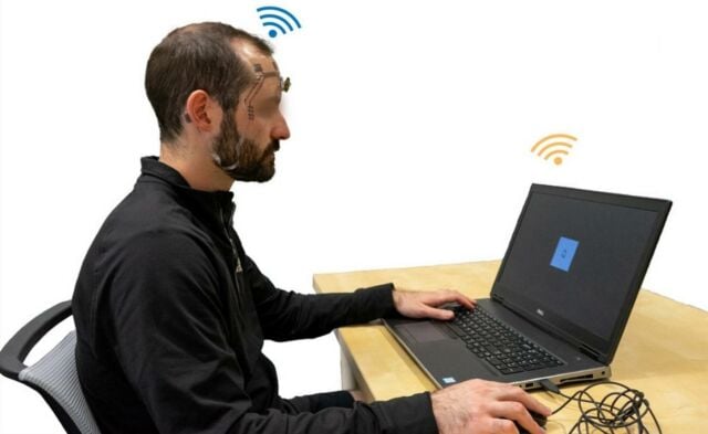 Forehead e-Tattoo for Mental Workload Estimation