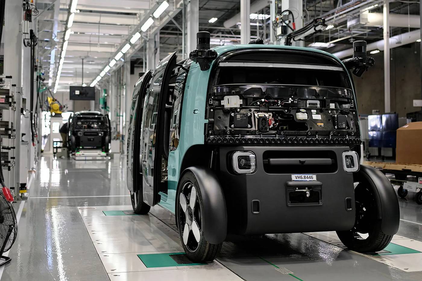 Amazon's Zoox Robotaxis (4)