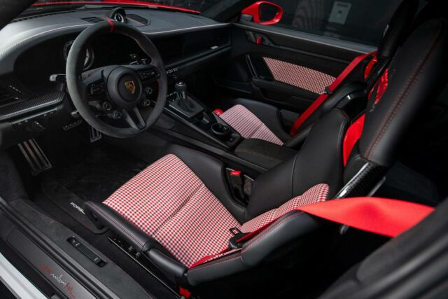Porsche 911 PECTO GT3 RS (1)