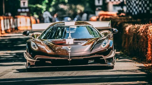 Koenigsegg Sadair’s Spear 
