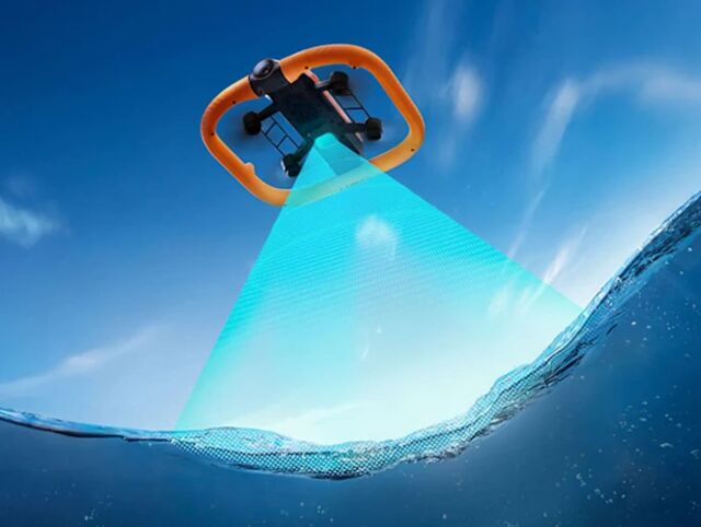 HOVERAir AQUA Self-Flying Camera (3)