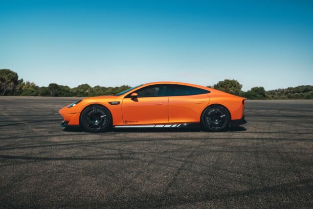 Mercedes Concept AMG GT XX (8)