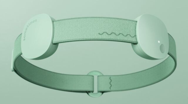 'Sometimes' Wearable Device (1)