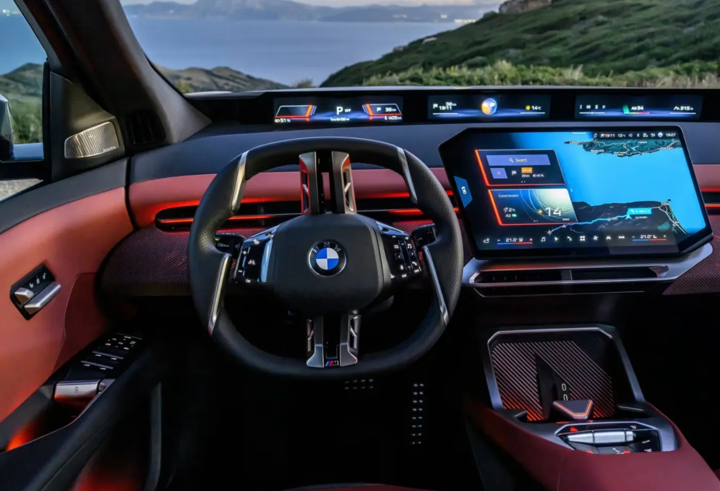 The Very Unusual Steering Wheel of the BMW New EVs 2