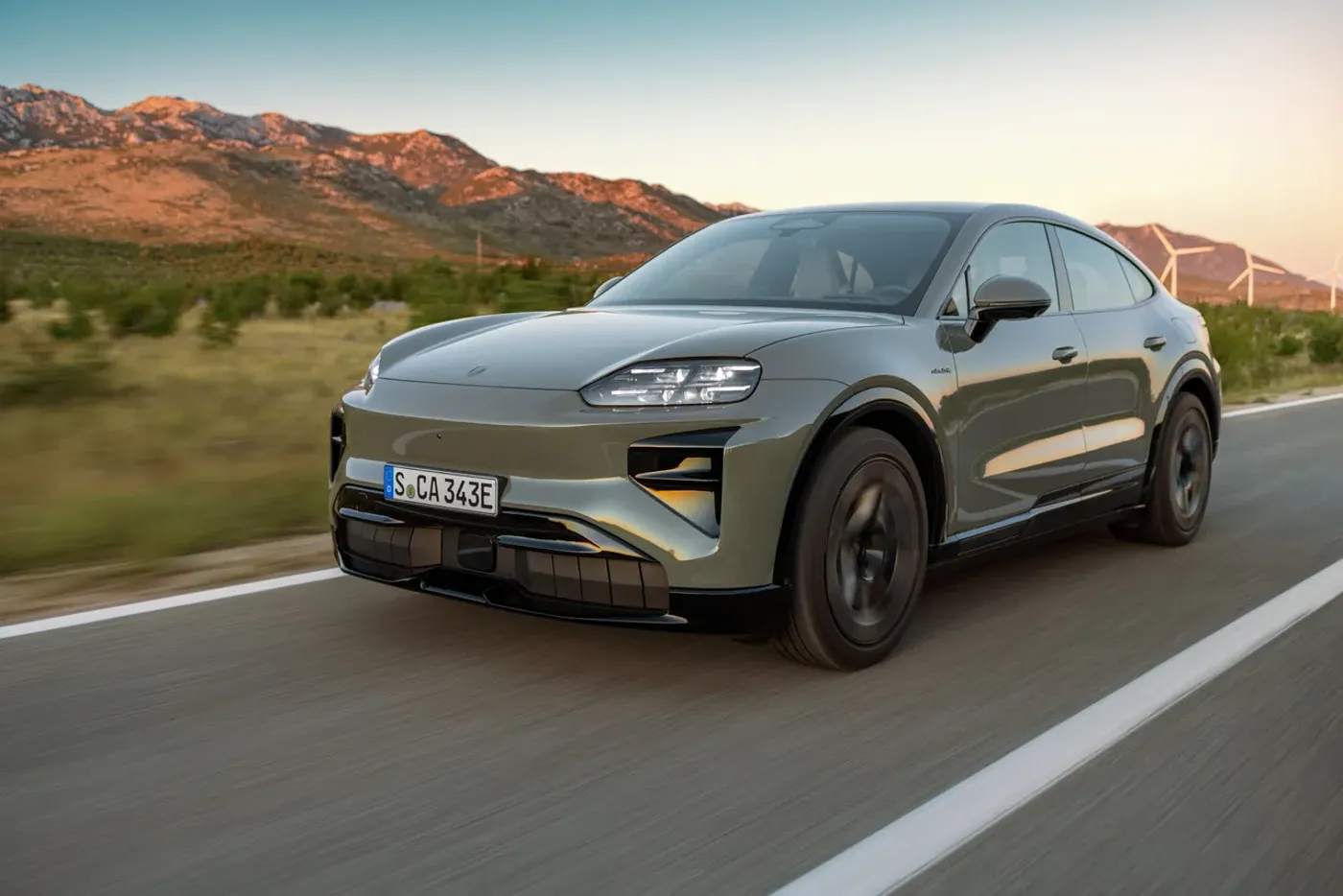 Porsche Cayenne Coupe Electric (1)
